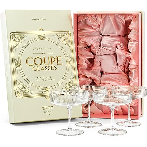 GLASSIQUE CADEAU Vintage Art Deco Gerippte Coupe Gläser | 4er Set | 200 ml Klassische Cocktailgläser für Champagner, Espresso Martini, Cosmopolitan, Daiquiri | Speakeasy Kristall Champagnerschalen