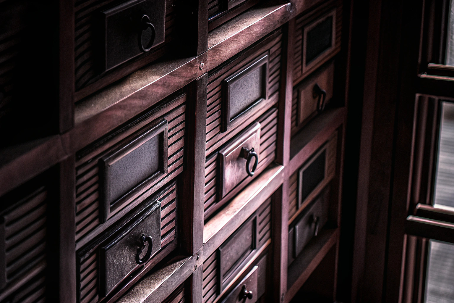 Apothekerschrank im Loft-Stil