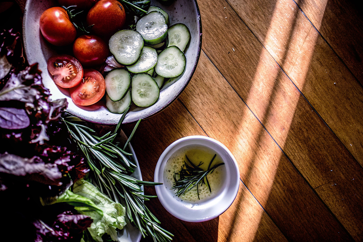 Frische Salatzutaten