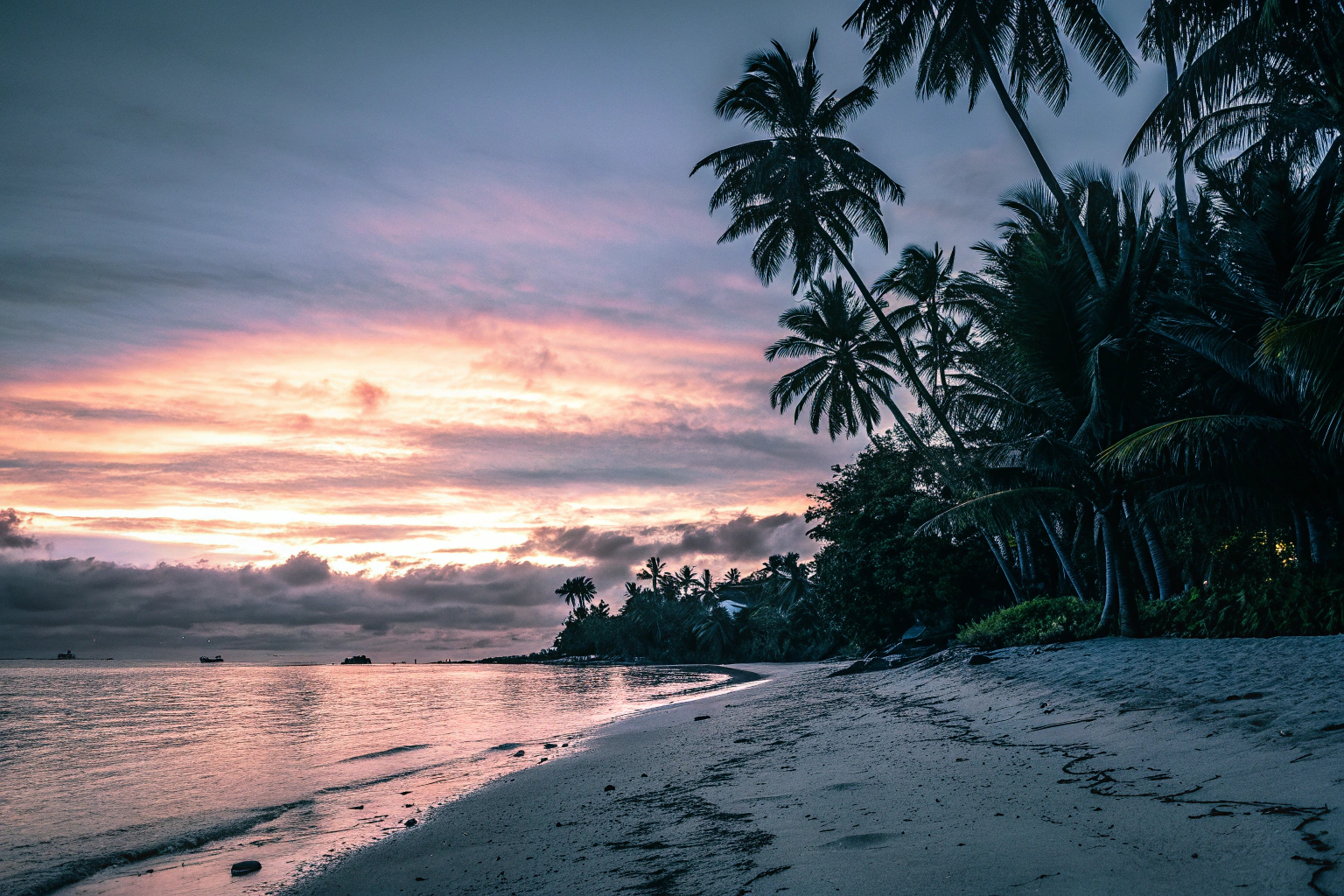 Matira Beach Bora Bora