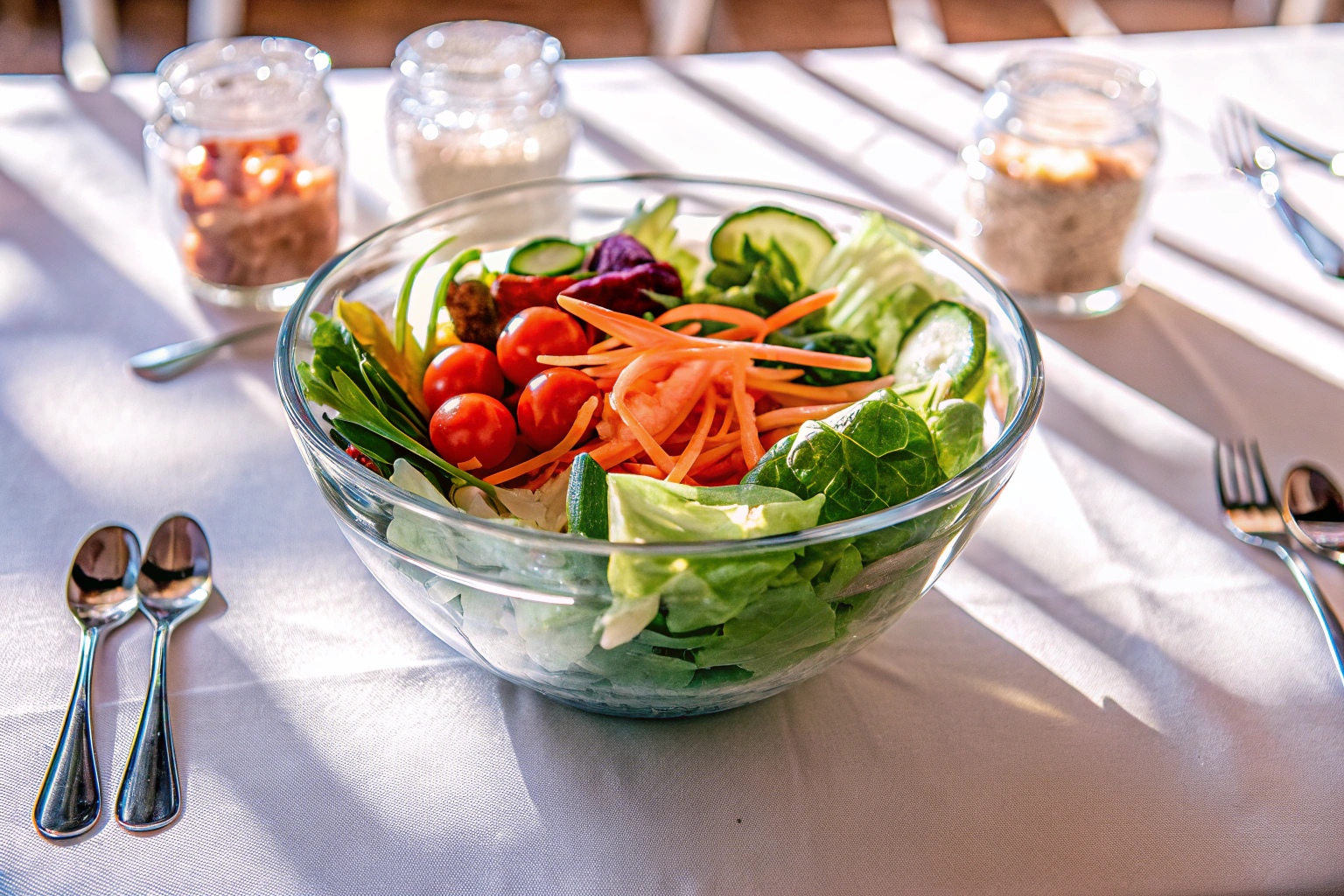 Elegante Salatschüssel aus Glas