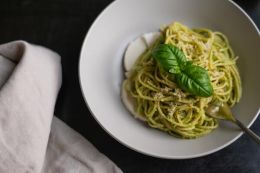 Pasta mit Zucchinicreme