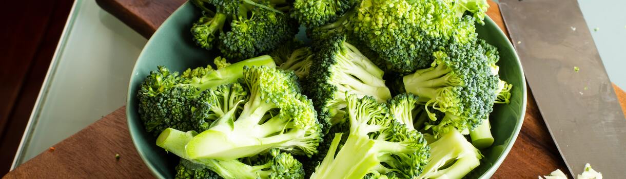 Gewürze zu Brokkoli