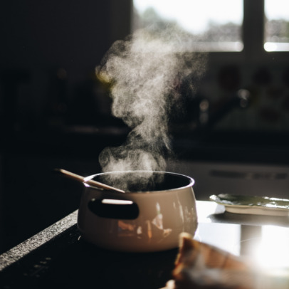 Suppengewürze Ingwer und Gewürznelken