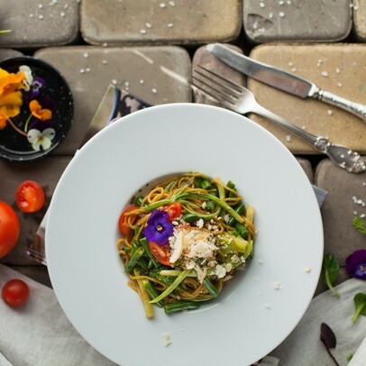 Vegane Pilz-Pasta mit Spinat