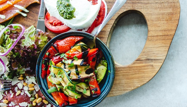 Einfaches Essen für heiße Tage Sommerrezepte für heiße Tage