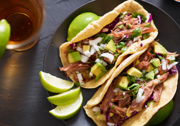 Tacos mit Schweinefleisch und Avocado