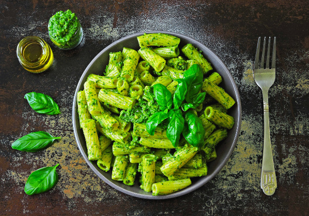 Nudeln mit Pesto