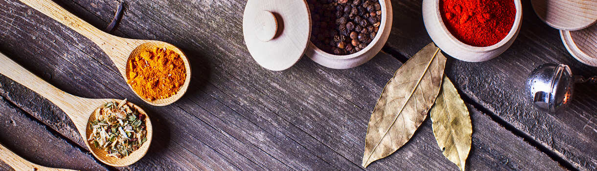 Verschiedene Gewürze online kaufen