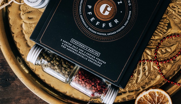 Grüner Pfeffer ganz